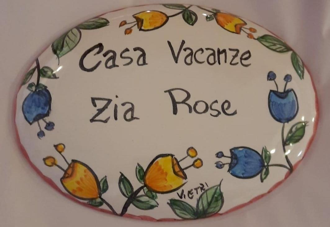 Casa Vacanze Zia Rose 나폴리 외부 사진